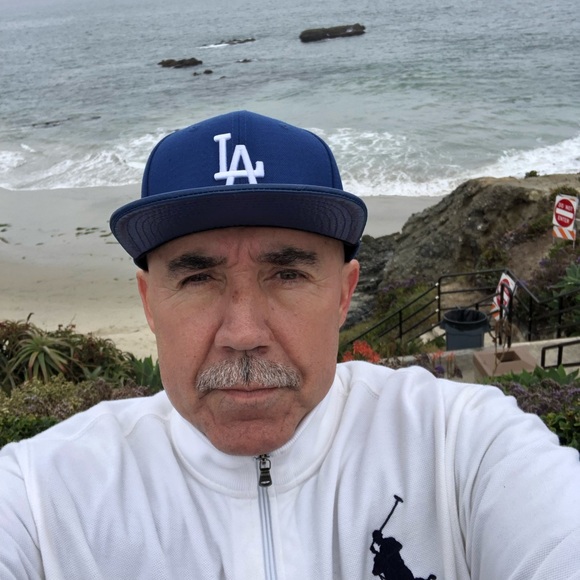 Meet your Posher Ambassador Carlos G - Picture 6 of 11